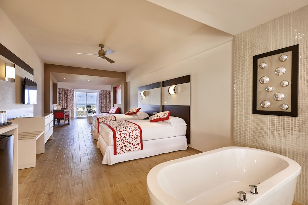 Riu Palace Costa Mujeres All Inclusive 23/63