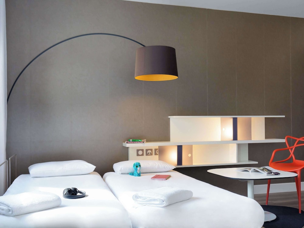SUPERIOR, SUITE, DOUBLE BED, SOFA