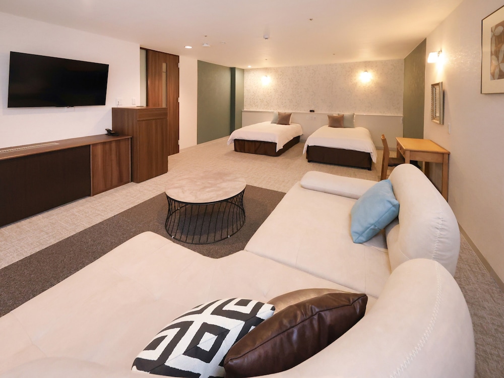 JAPANESE WESTERN, JUNIOR SUITE, GRAND FLOOR