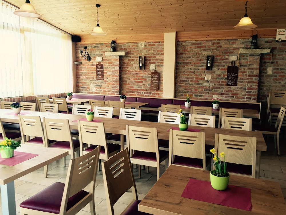 Landhotel Zum Adler 37/50