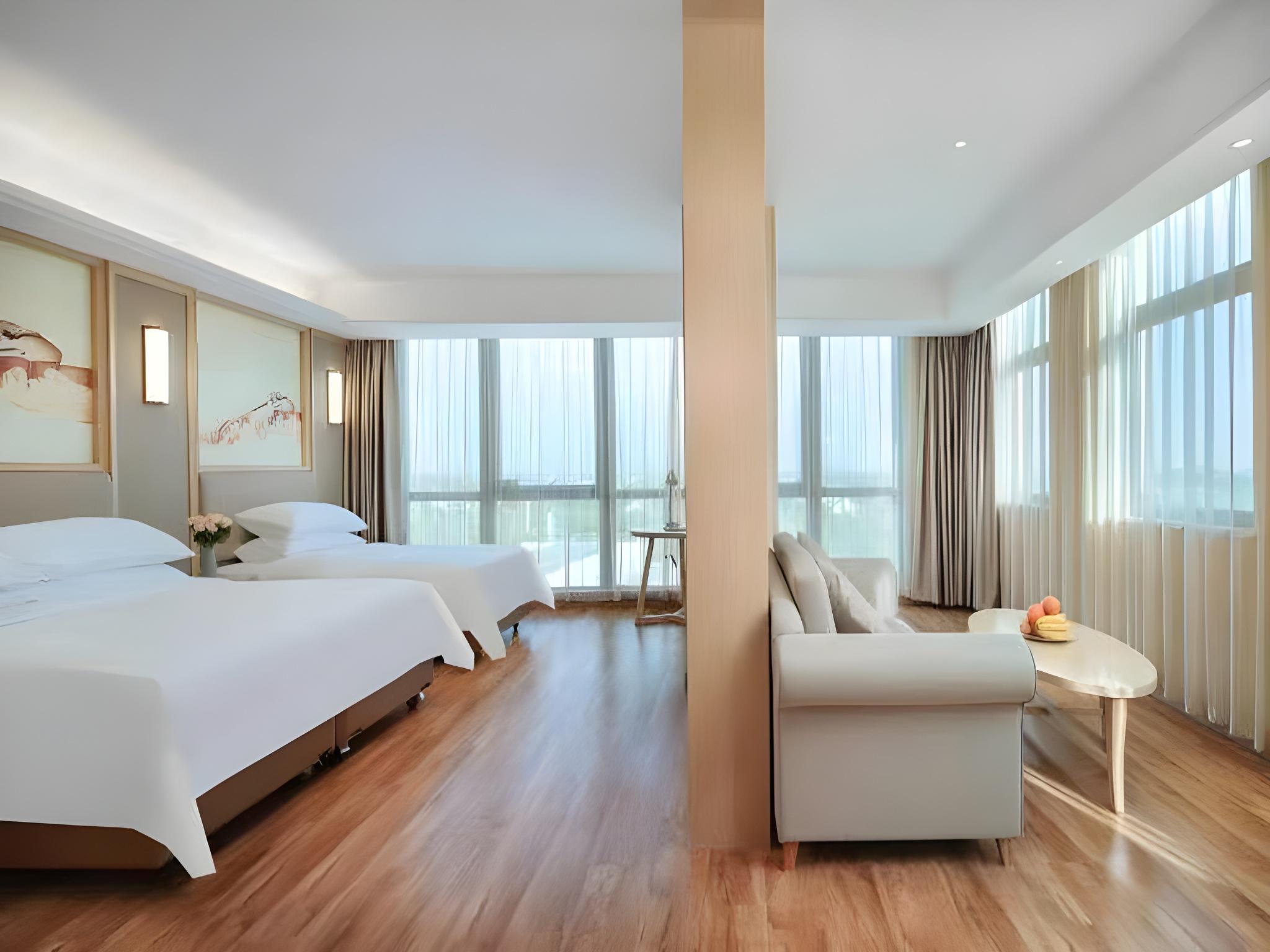 Vienna International Hotel (Qidong Jiangtian Ecological Park) 18/34