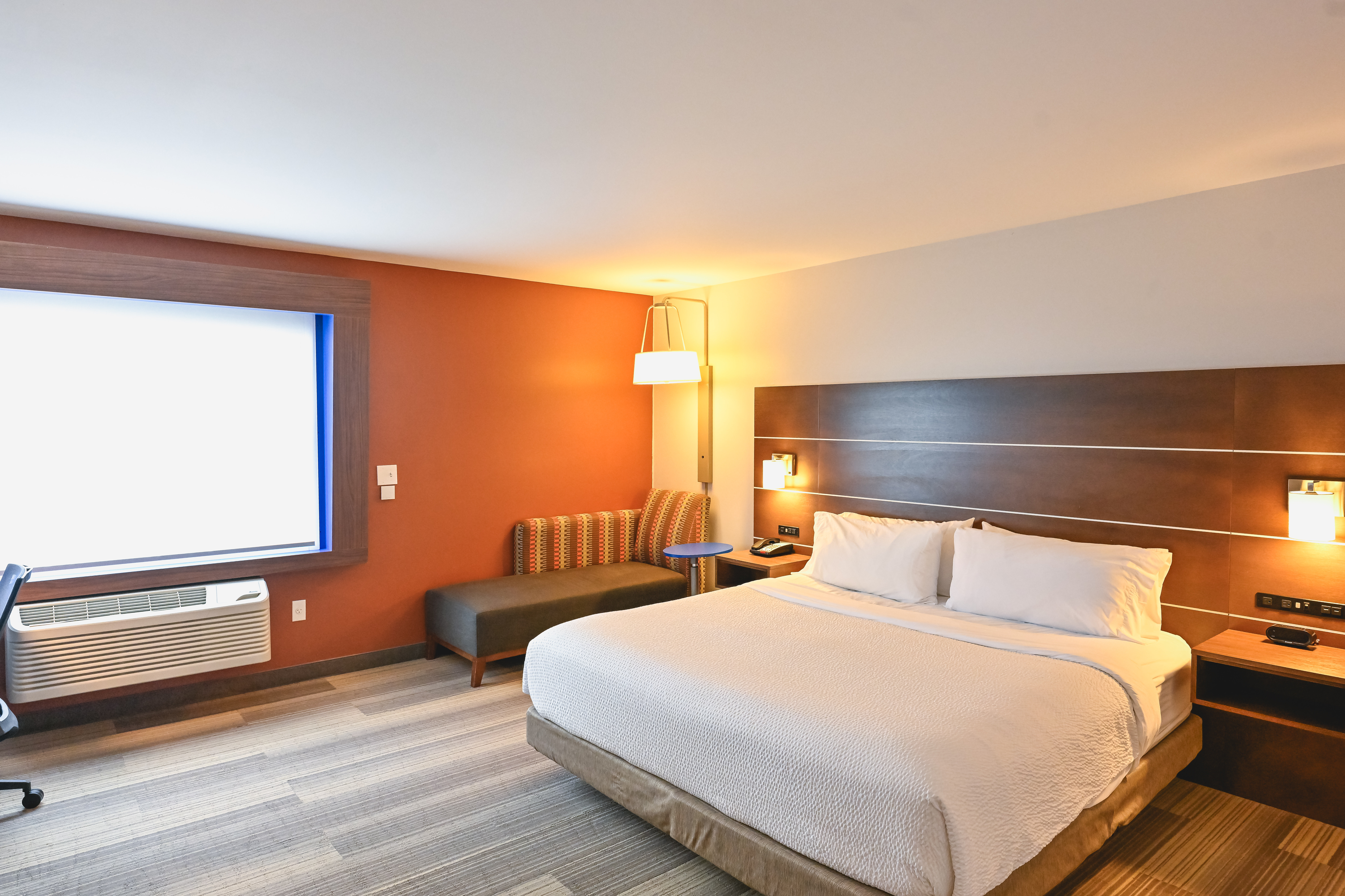 Holiday Inn Express Houghton Keweenaw 30/77