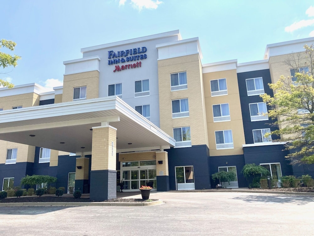 Fairfield Inn Suites By Marriott Louisville East 1/50