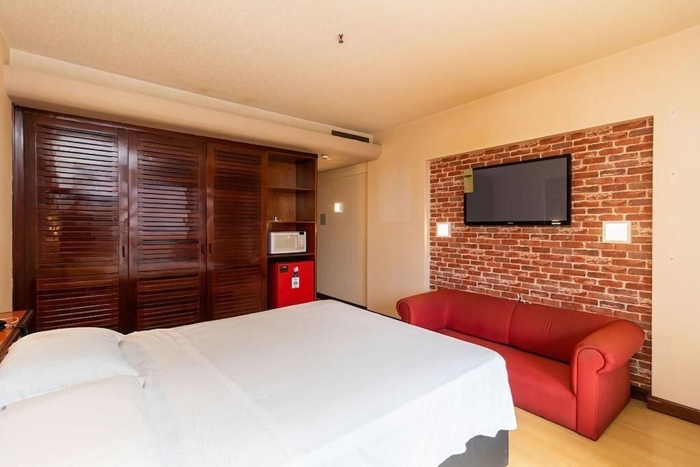 Kubitschek Plaza Hotel 32/50