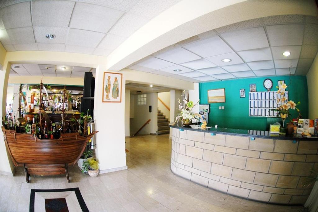 Cornelia Hotel 3/11