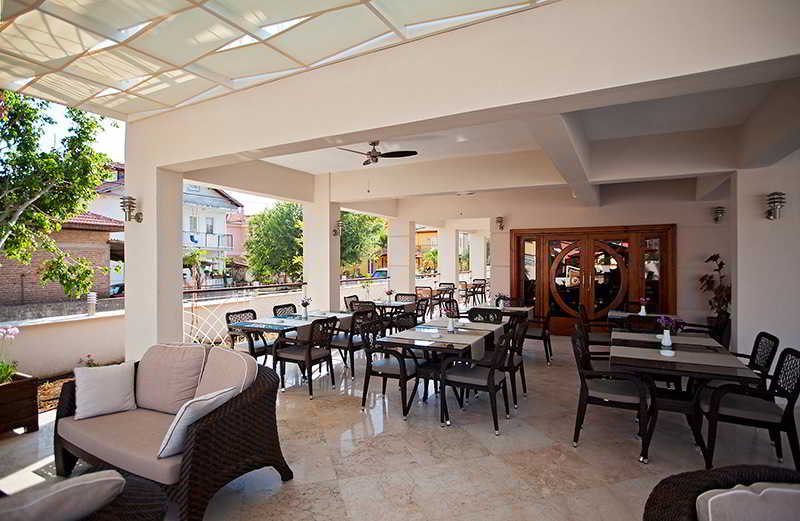 MONTANA BOUTIQUE HOTEL 12/20