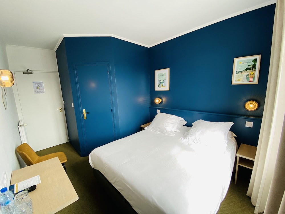 Hotel du Parc des Tourelles 13/50