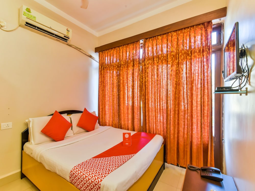 Oyo 2863 Hotel 4 Pillar's 4/15