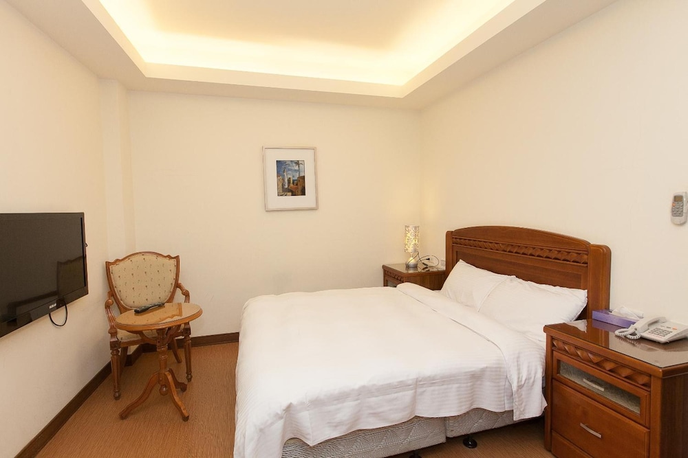 Mucha Hotel 4/54