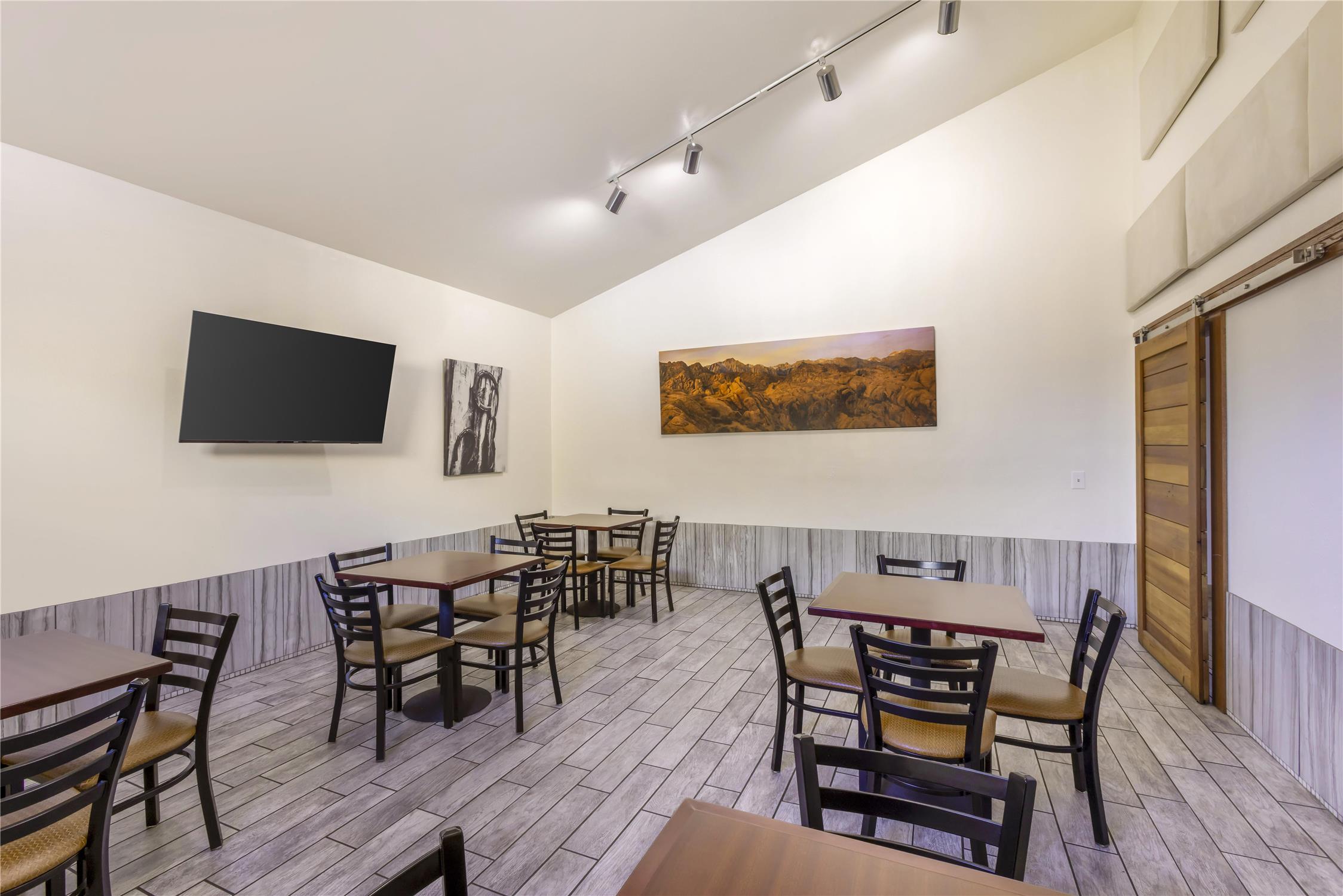 Best Western Frontier Motel 15/24