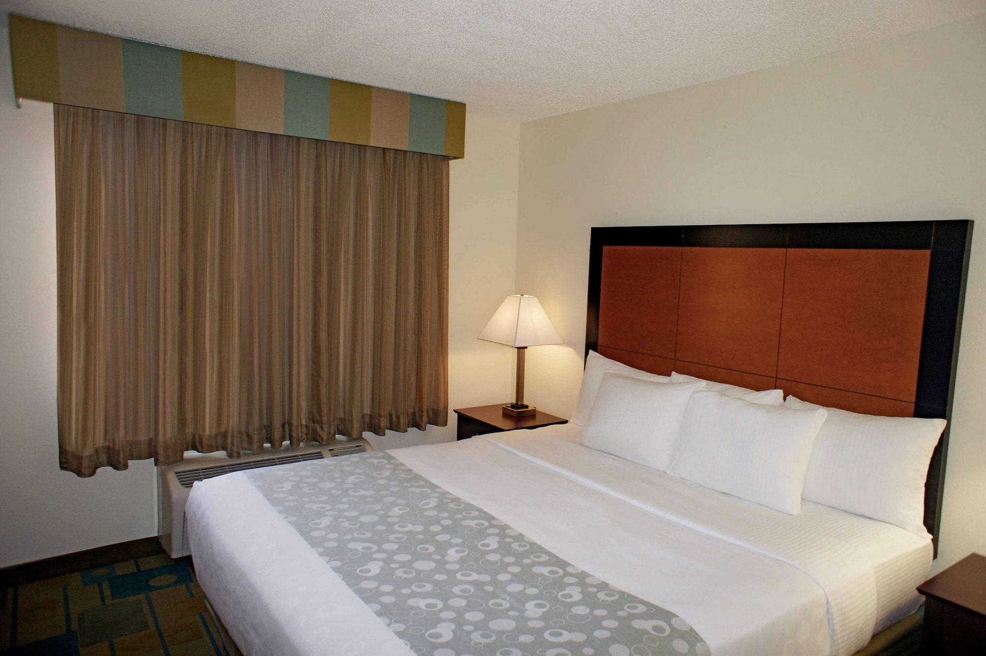 Apartment, King Bed
