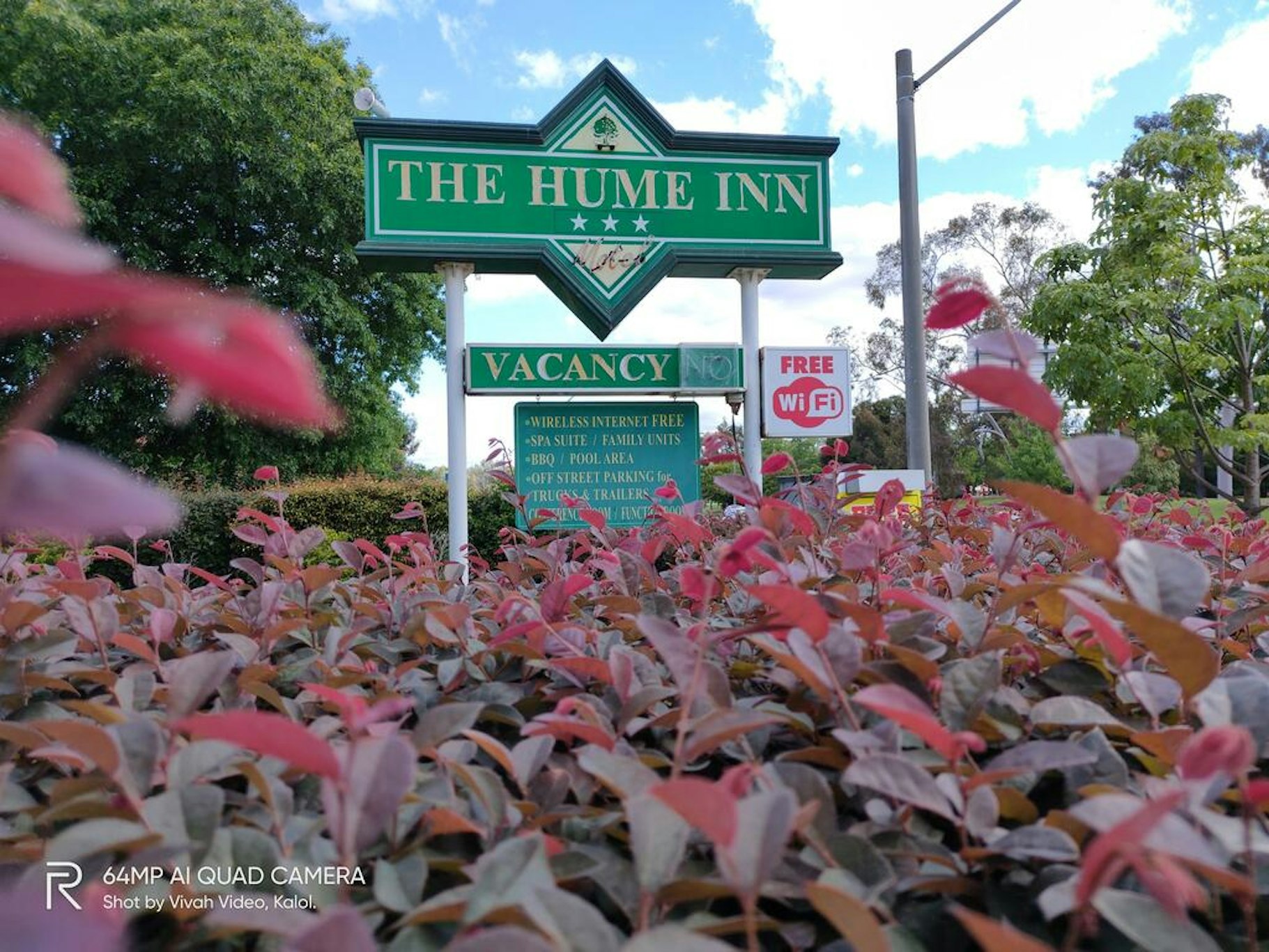 HUME INN MOTEL 1/14