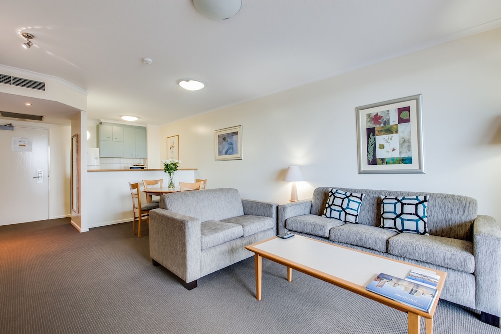 Central Dockside Apartments 34/46