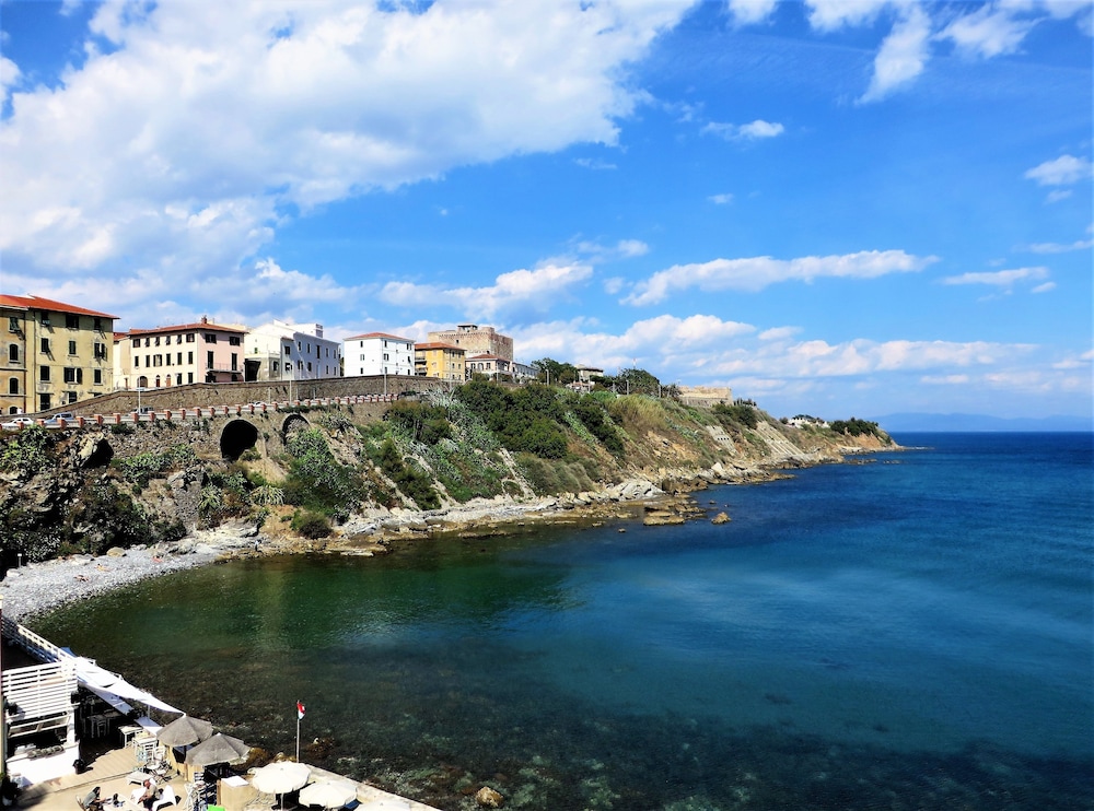 Albergo Italia 30/42