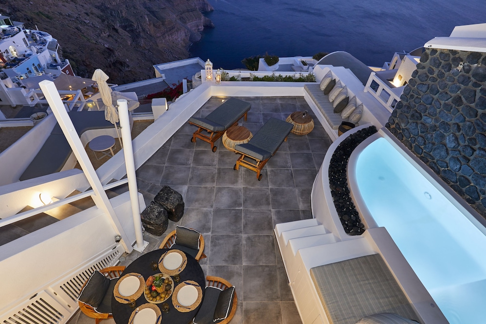 Olea Cave House 10/50