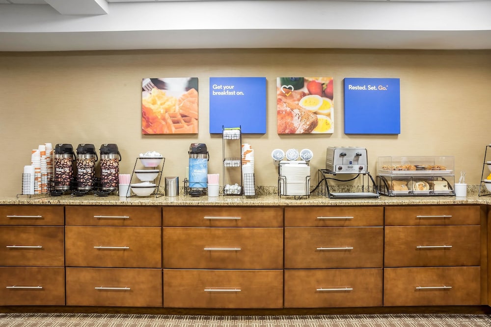 Comfort Inn The Pointe Niagara Falls, NY 37/47