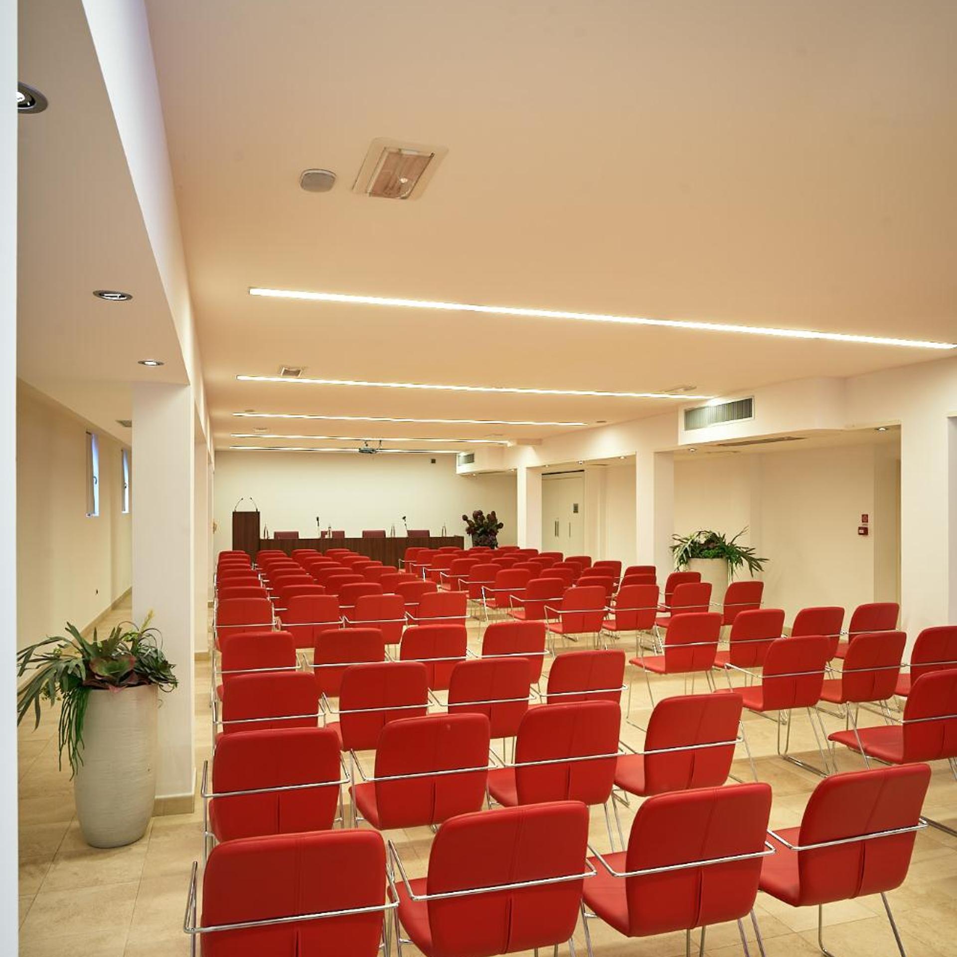 Delfina Palace 7/40