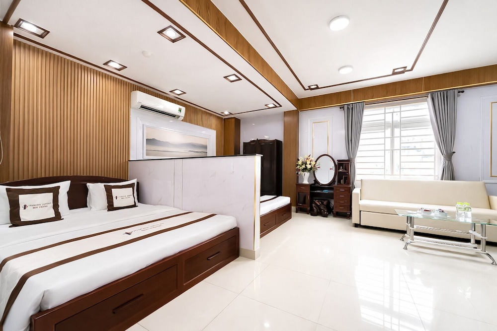 1 BEDROOM, TOWER, FAMILY, APARTMENT, CITY VIEW