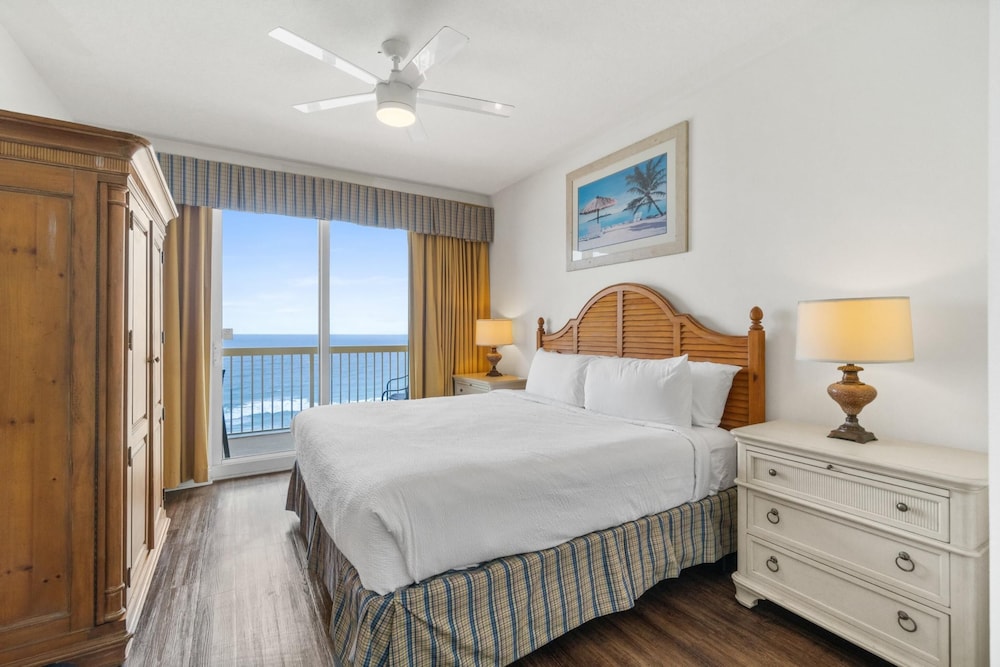 2 Bedrooms, Condo, King and Queen Bed, Bunk Bed, Ocean View, Sofa