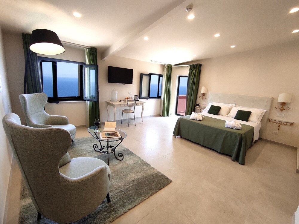 Hotel La Pensione Svizzera 32/79