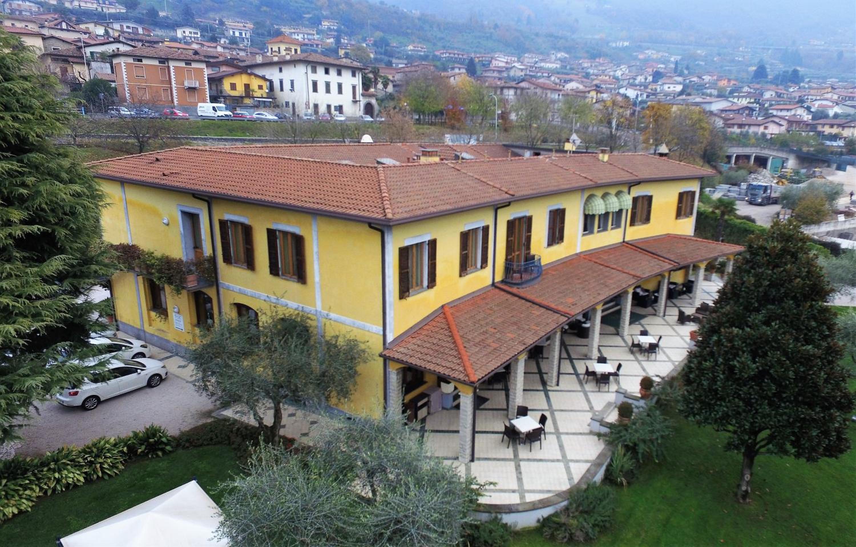 HOTEL VILLA KINZICA 4/53