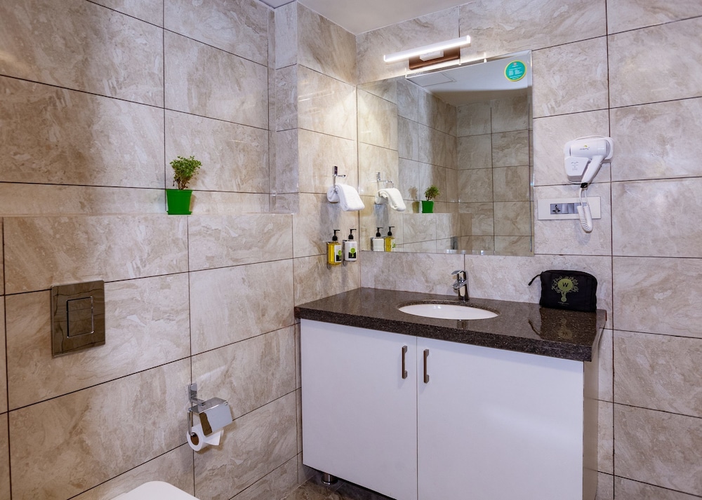 Mango Suites Viera 39/41