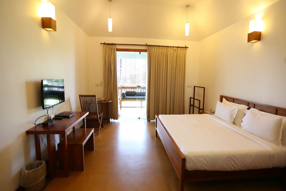 Le Pondy Resort 14/50