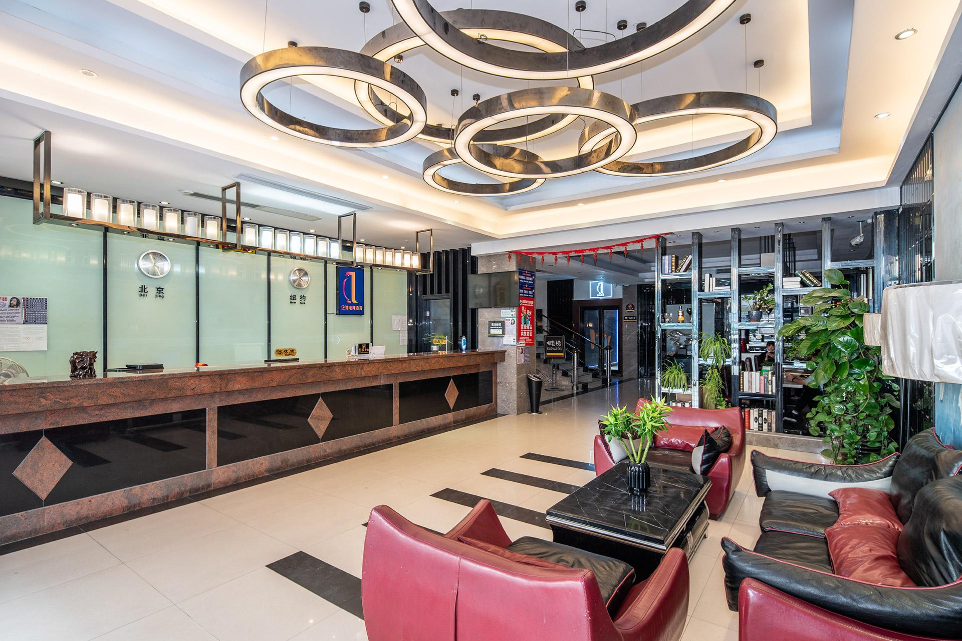 Guangzhou airport penguin hotel (free shuttle bus) 3/12