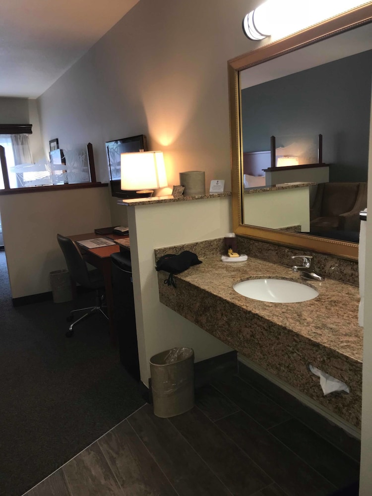 Best Western Plus Walla Walla Suites Inn 27/55