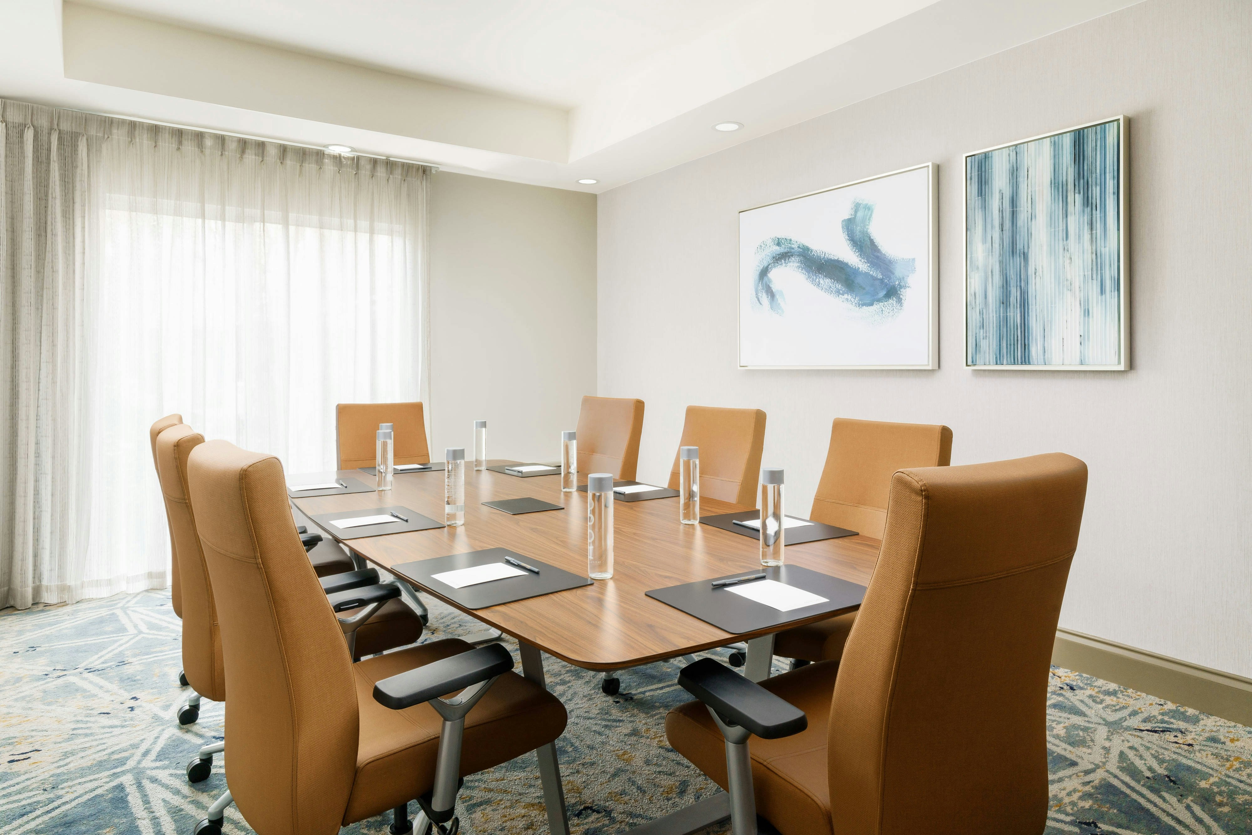 Courtyard By Marriott Orlando Downtown 7/11