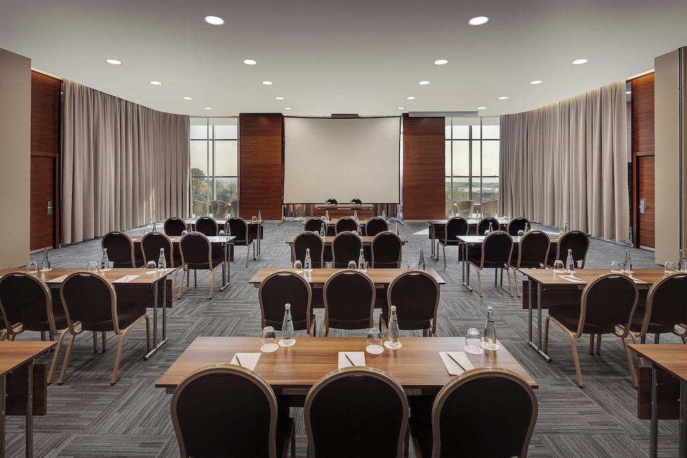 Sheraton Istanbul Atakoy Hotel 69/77