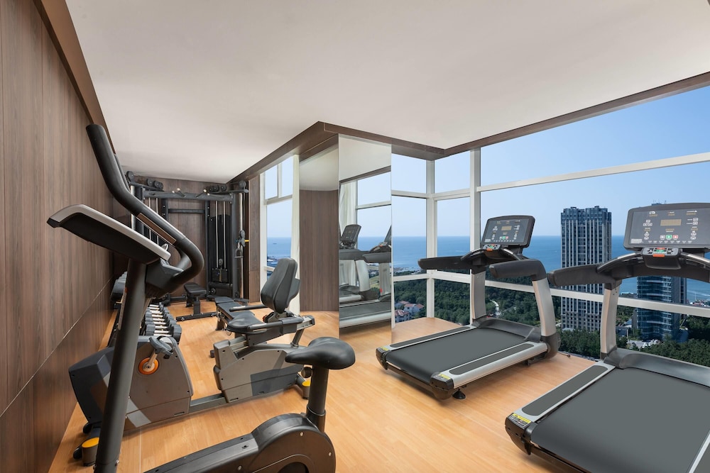 Days Hotel by Wyndham Weihai Huoju Eight Street 28/37