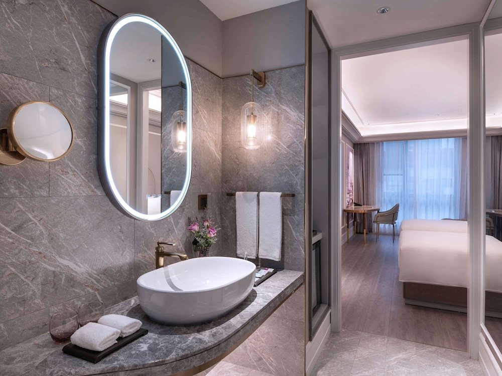 Mercure Shanghai Xujiahui South 29/31
