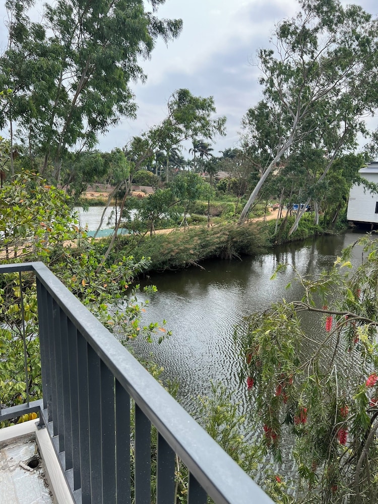 Rivana Retreat 4/46