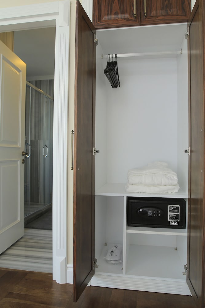 Art Nouveau Pera 36/36