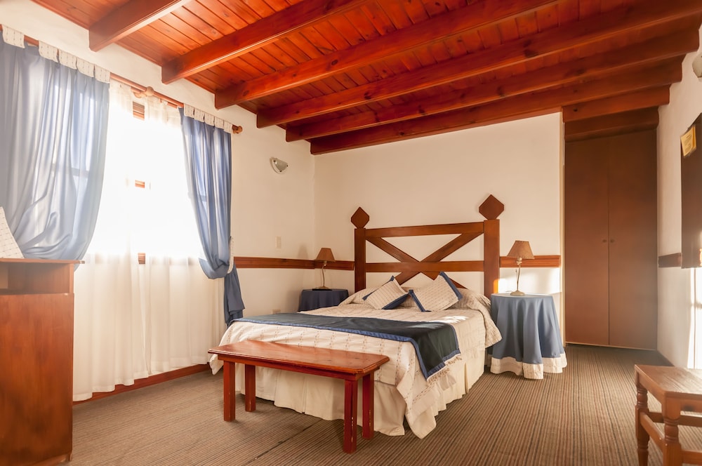 Hosteria Austral 9/47