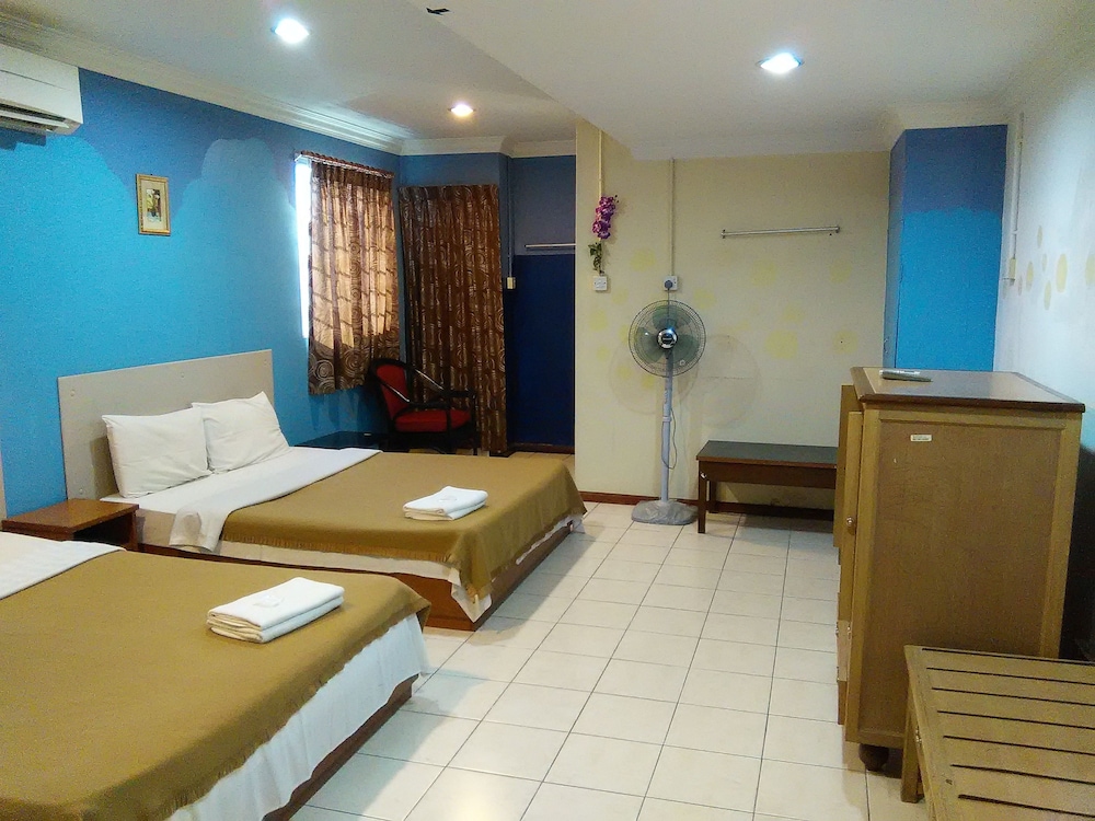 Kapit Hotel Kuching 8/28