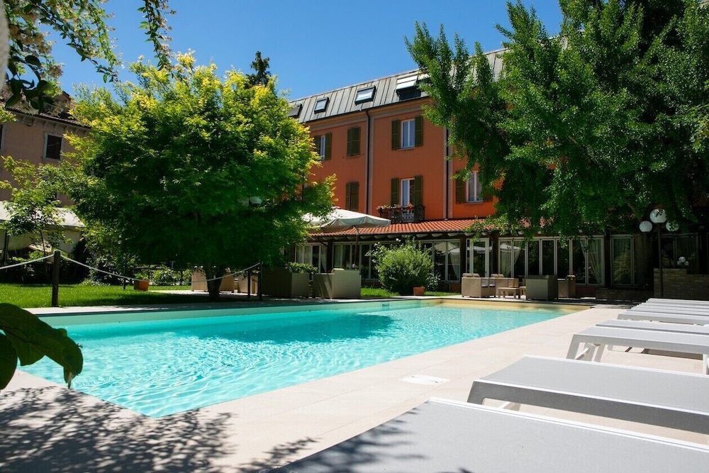 Hotel Milano Pool & Garden 32/44