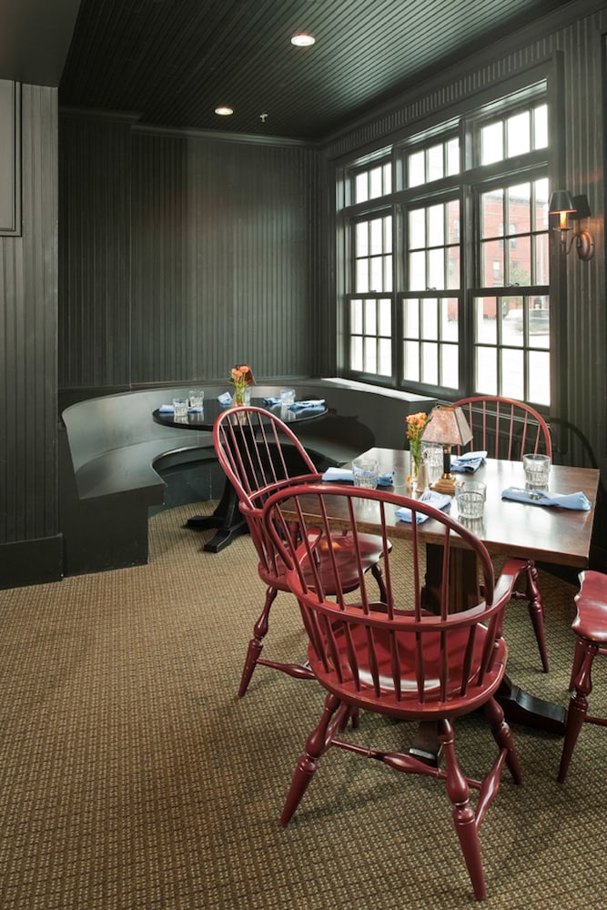 Colgate Inn 33/50