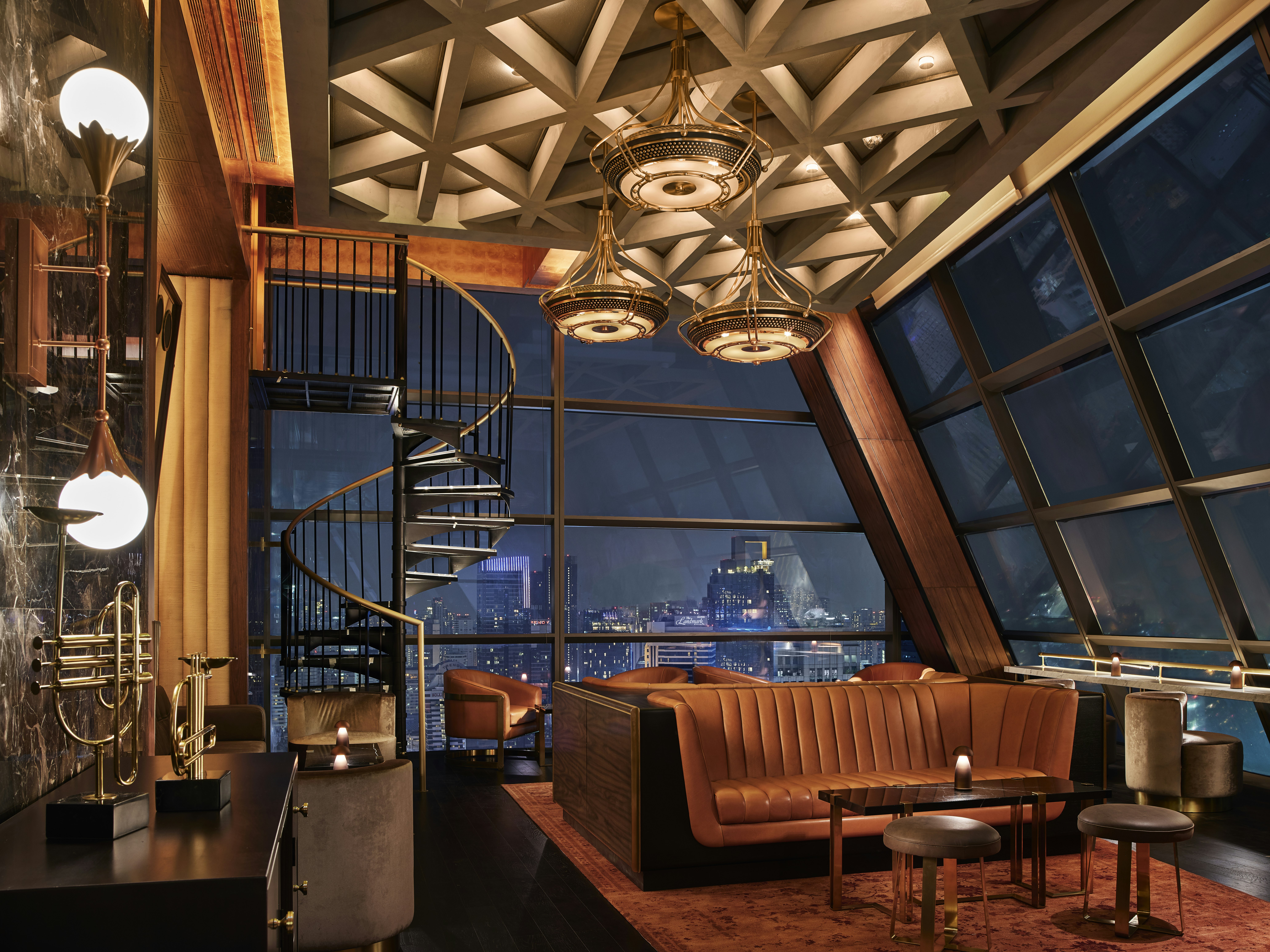 Rosewood Bangkok 66/84
