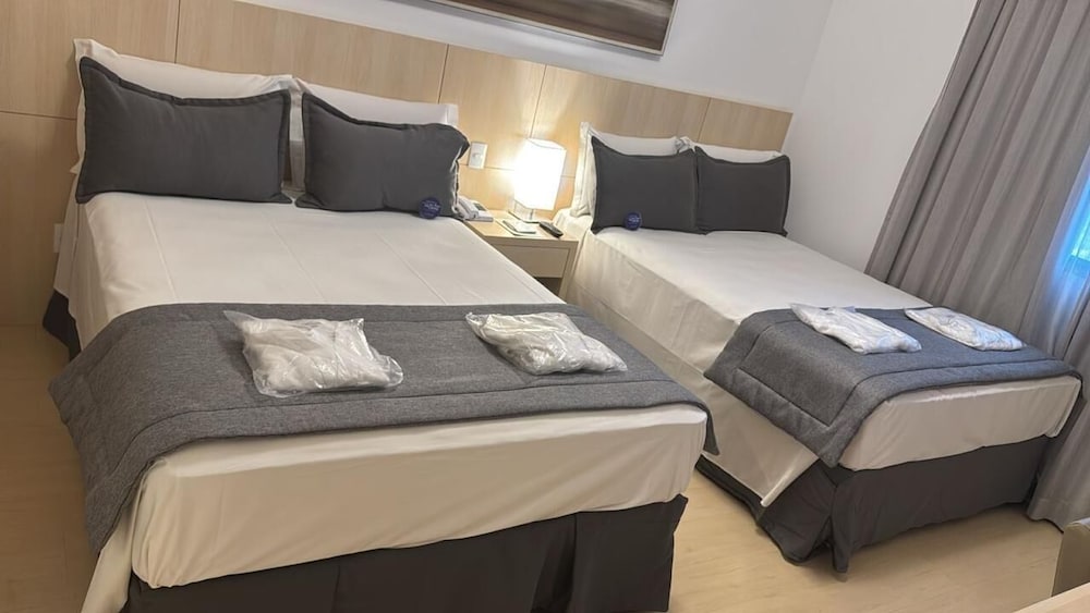 PREMIUM, SUITE, 2 DOUBLE BEDS