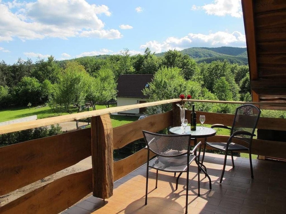 Plitvica Lodge 35/50