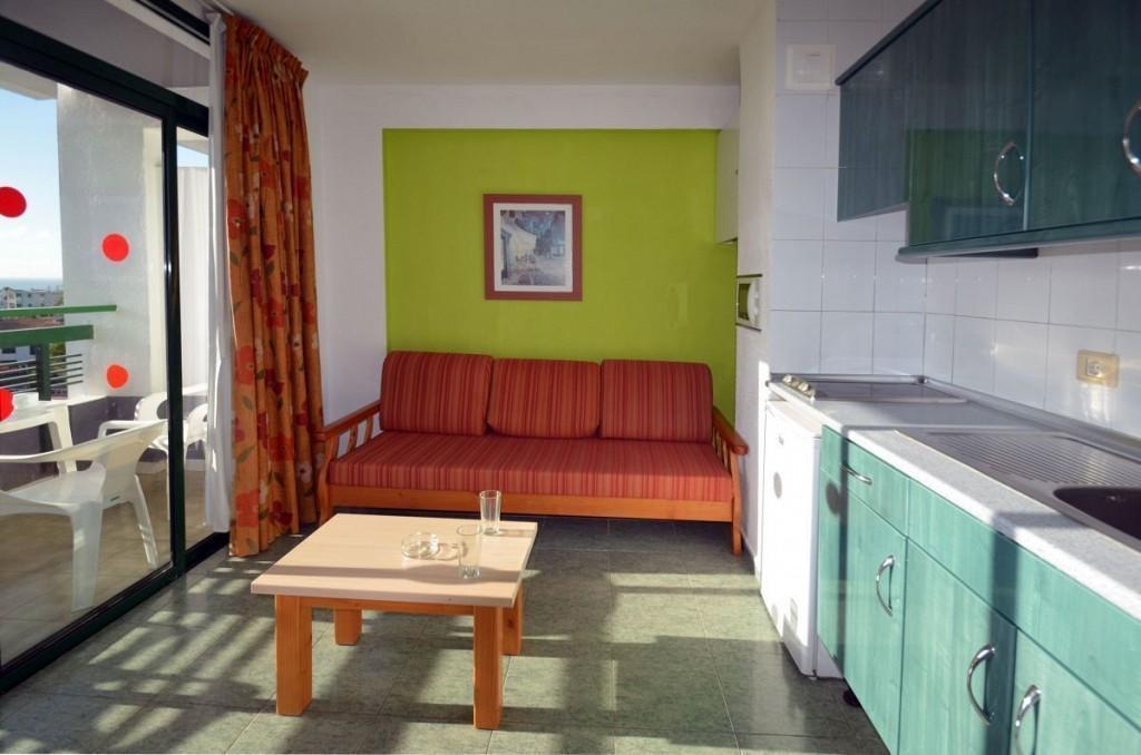 Green Park Apartments 49/50