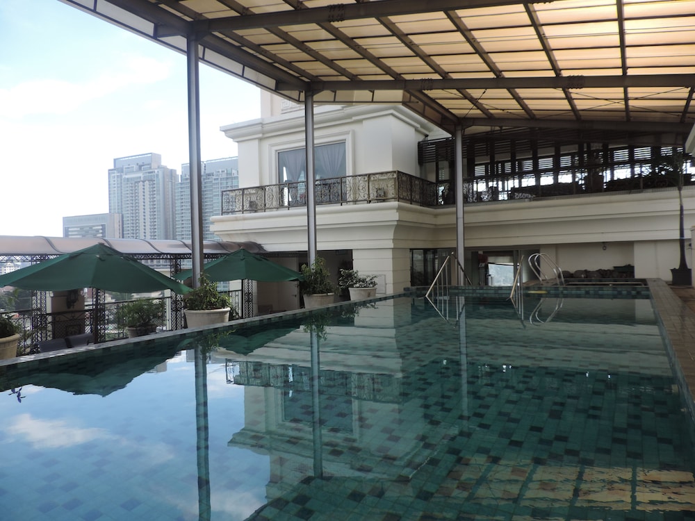 Roosseno Plaza (Ex Oktroi Plaza) 16/38