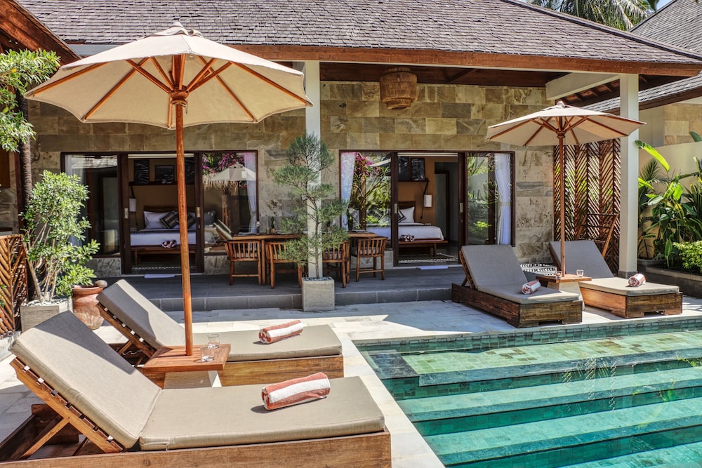 Utara Villas 11/71