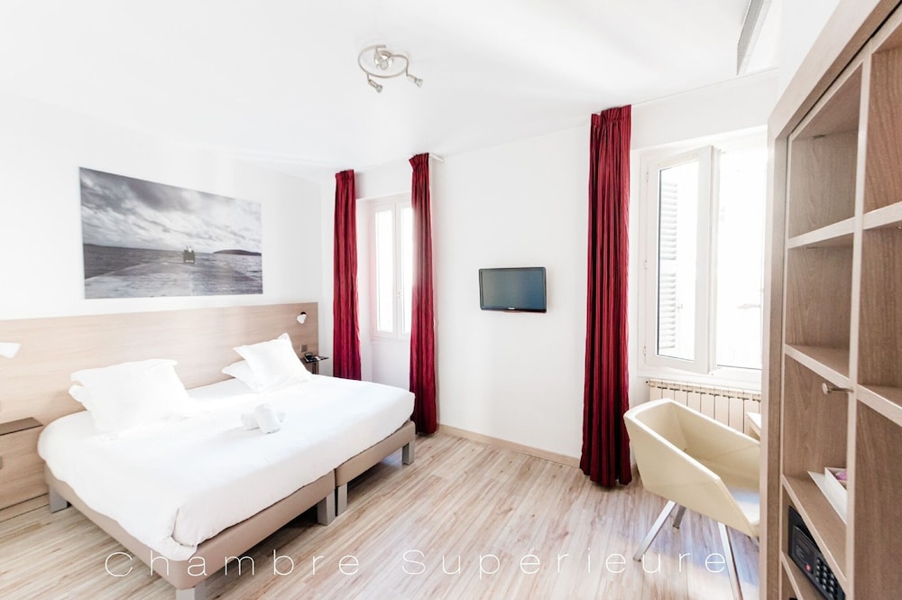 Grand Hôtel Dauphiné 19/75