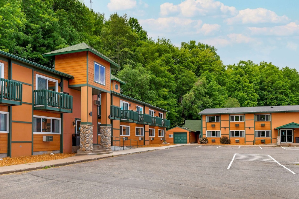 Econo Lodge Lakeview 40/44