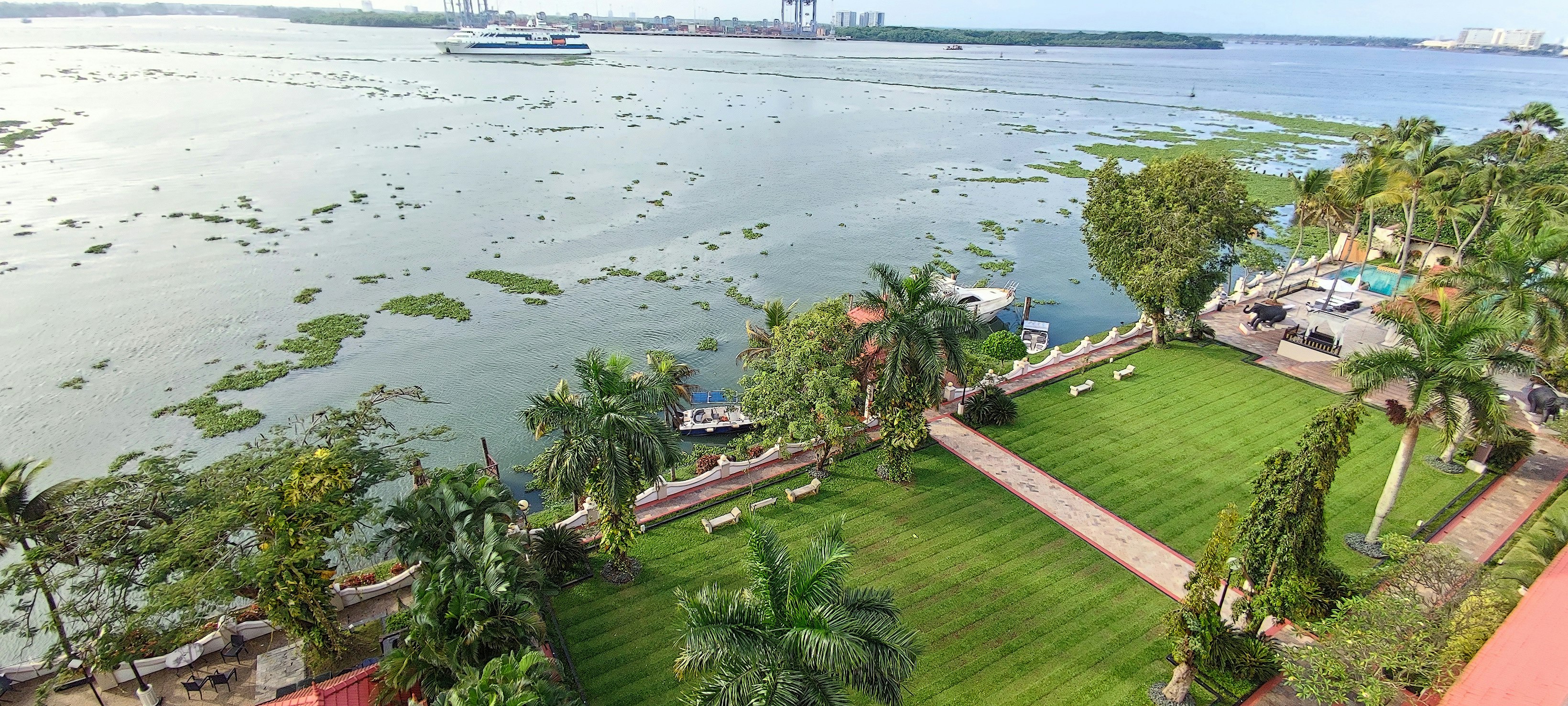 Taj Malabar Resort & Spa, Cochin 24/26