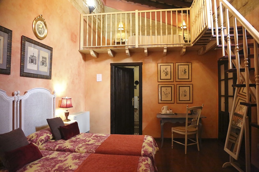 La Casona de Calderon Gastronomic And Boutique Hotel 32/50