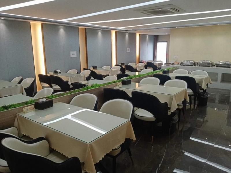 GreenTree Inn Suzhou Changshu Southeast Development Zone Southeast Avenue 19/24